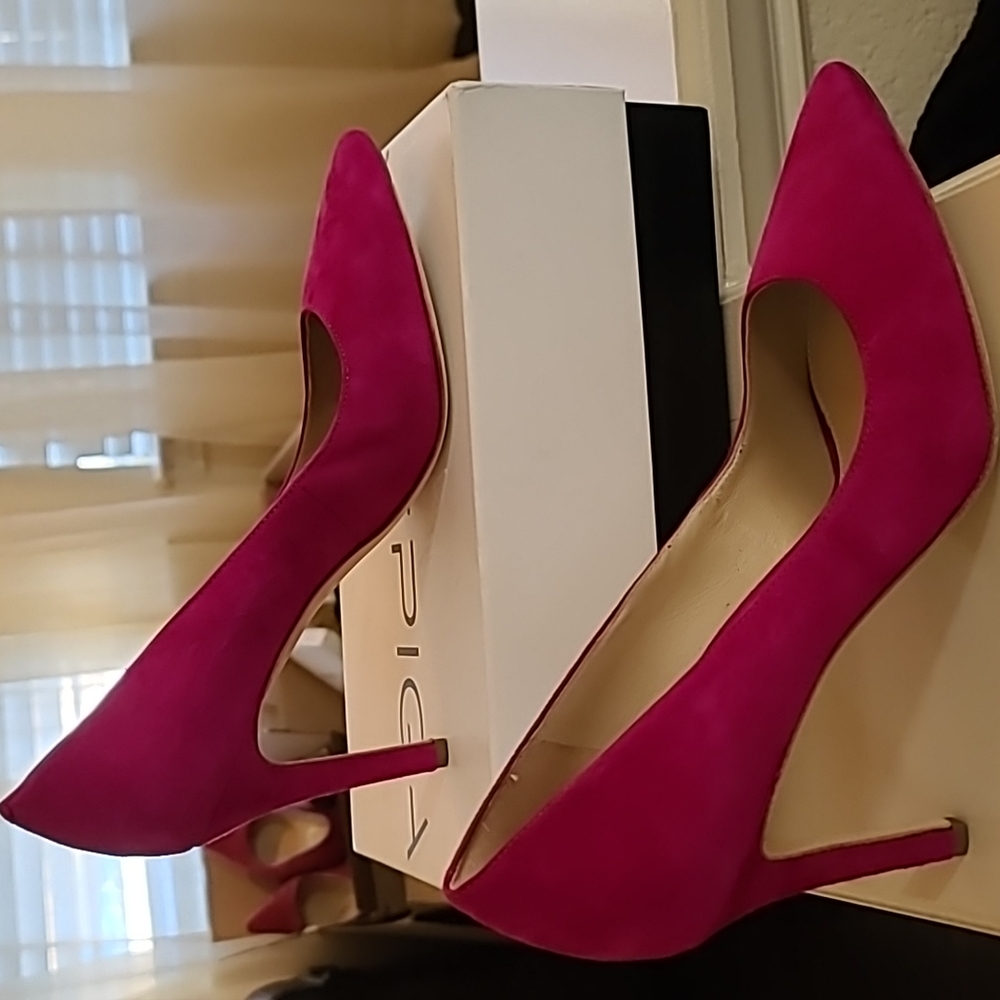 Via Spiga fuschia pumps